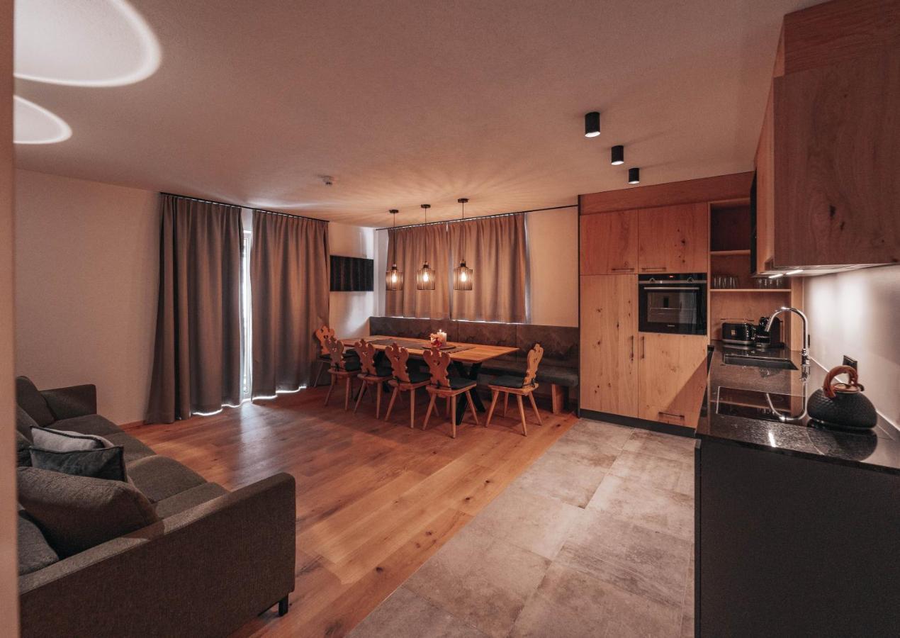 Arlhome - Zuhause Am Arlberg サンクト・アントン・アム・アールベルク エクステリア 写真