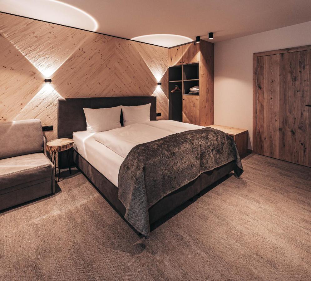 Arlhome - Zuhause Am Arlberg サンクト・アントン・アム・アールベルク エクステリア 写真